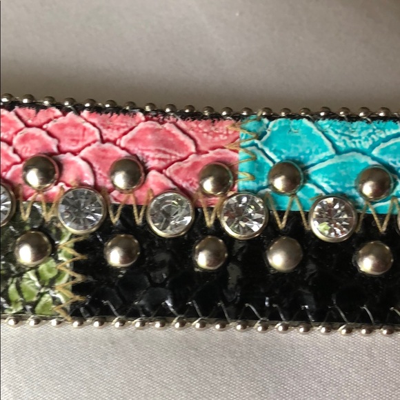 GUESS Patchwork Rhinestone Studded Belt - Picture 5 of 6